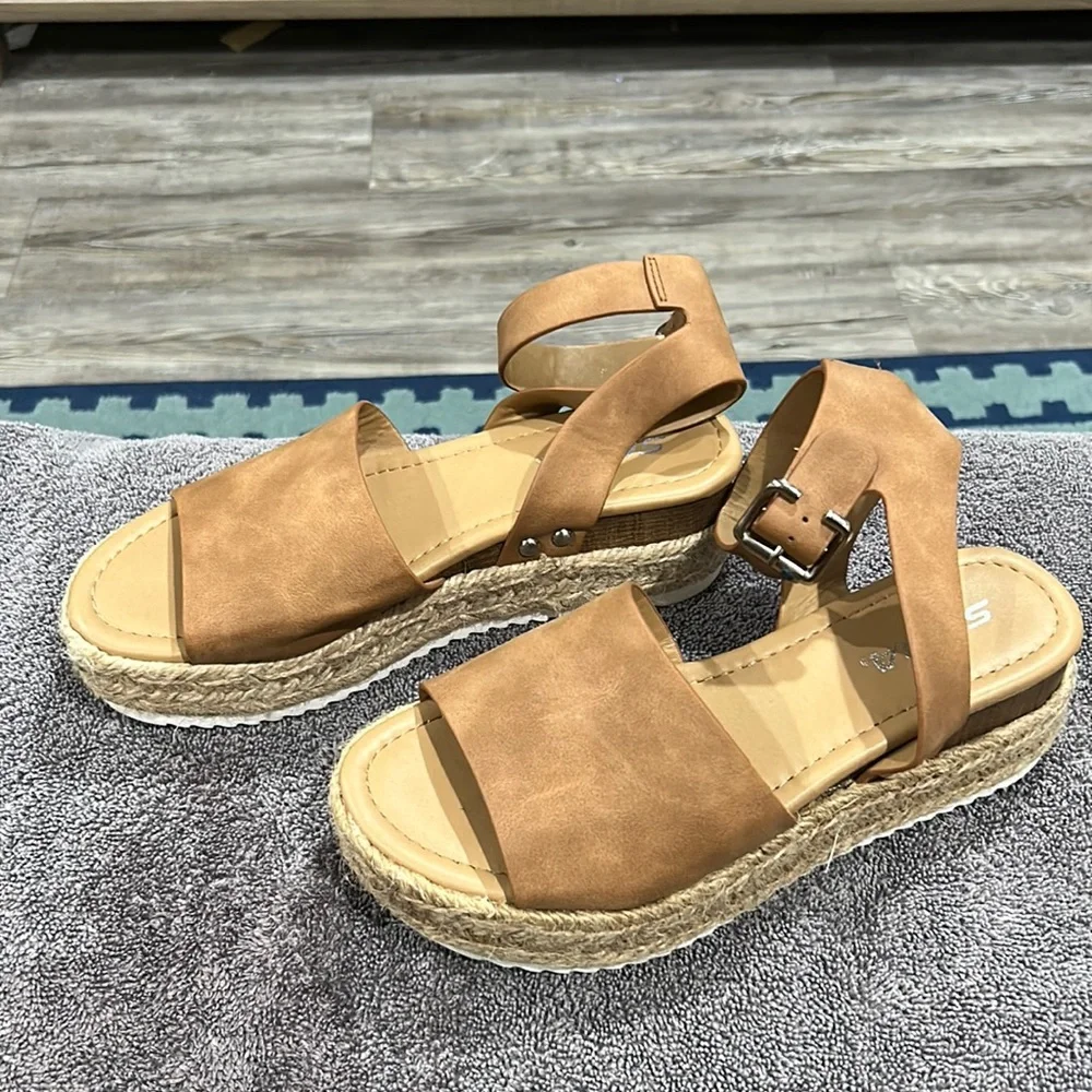 Soda open toe buckle ankle strap espadrilles flatform wedges